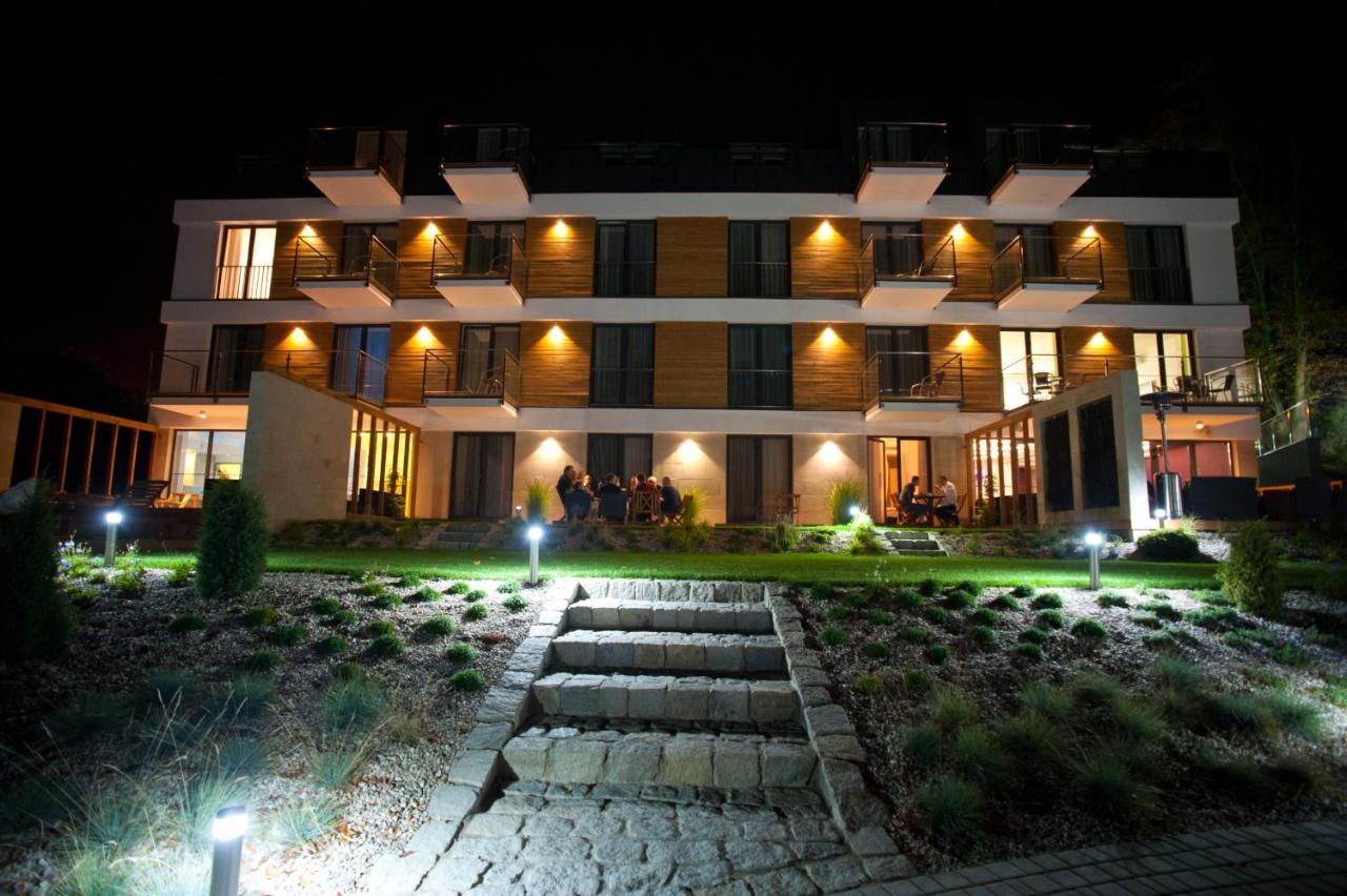 Hotel อูเนียยูฟ ภายนอก รูปภาพ
